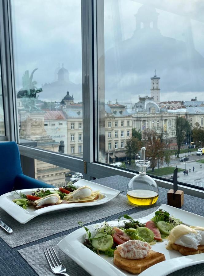 Panorama Lviv Hotel Eksteriør bilde
